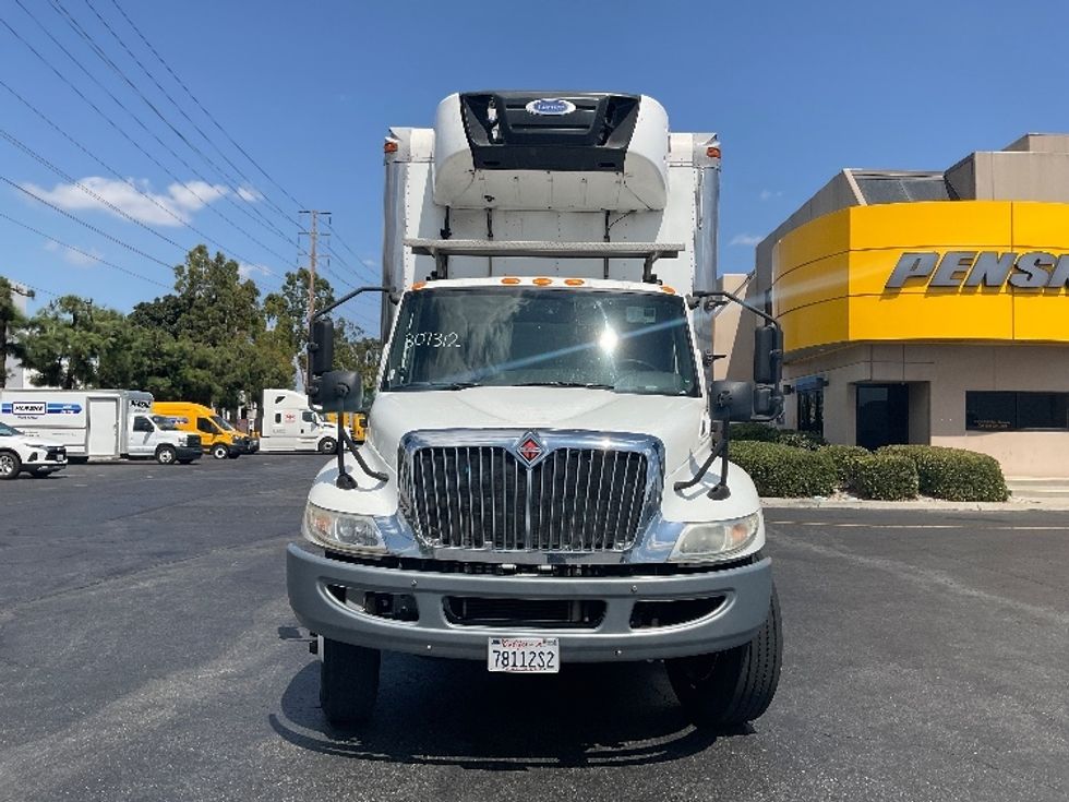 Refrigerated Truck-Light and Medium Duty Trucks-International-2020-MV607-Torrance-CA-142,224\n\t\tmiles-$ 42,500 - Image 2