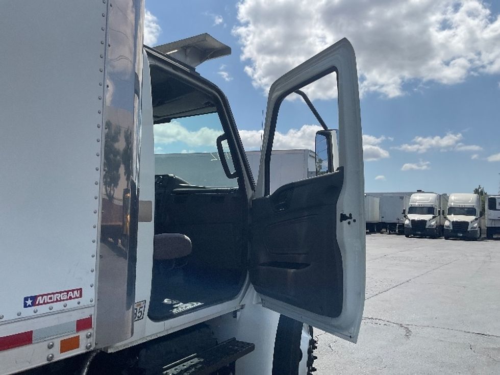 Refrigerated Truck-Light and Medium Duty Trucks-International-2020-MV607-Torrance-CA-142,224\n\t\tmiles-$ 42,500 - Image 20