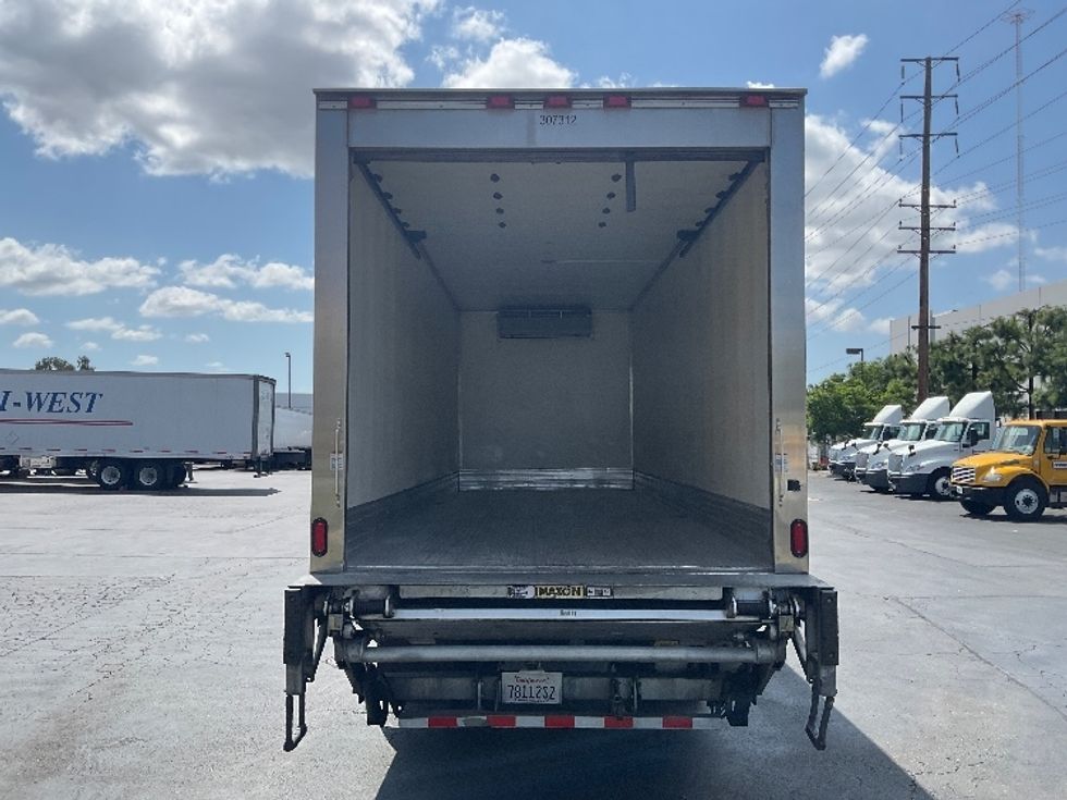 Refrigerated Truck-Light and Medium Duty Trucks-International-2020-MV607-Torrance-CA-142,224\n\t\tmiles-$ 42,500 - Image 8