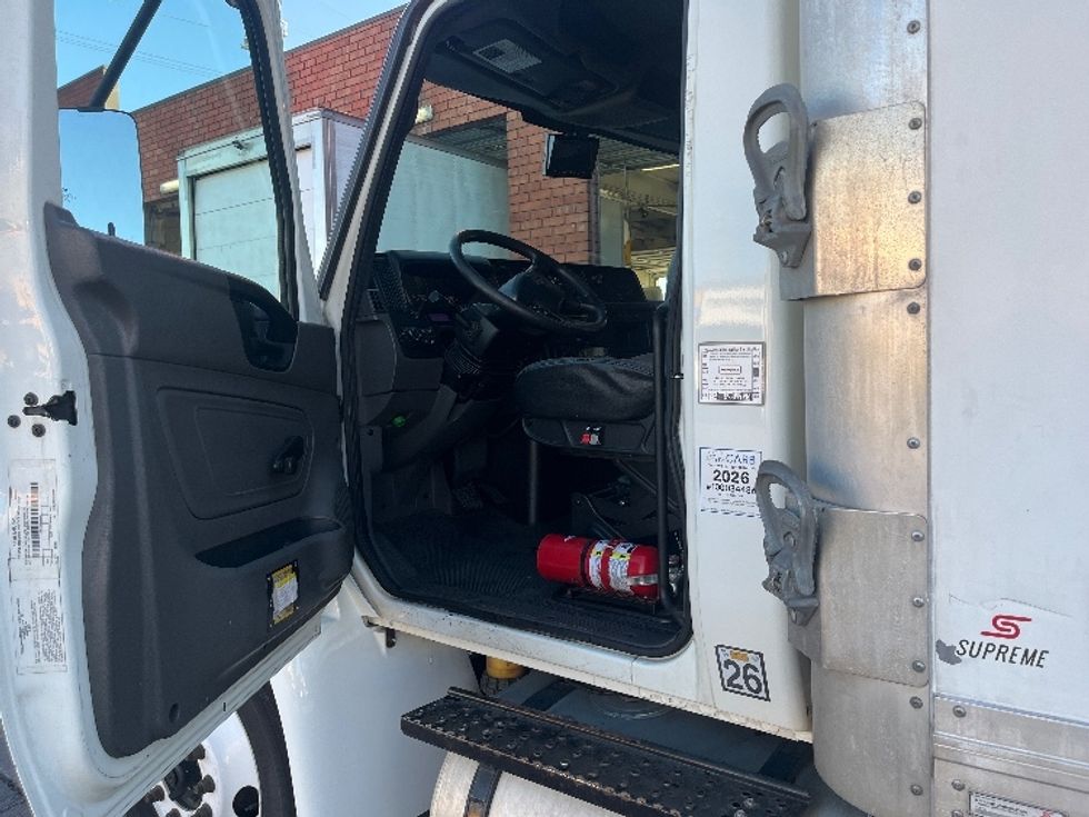 Refrigerated Truck-Light and Medium Duty Trucks-International-2020-MV607-Torrance-CA-144,226\n\t\tmiles-$ 62,750 - Image 16