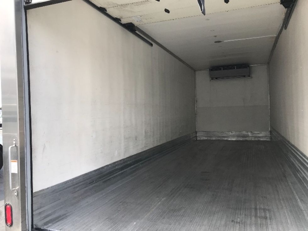 Refrigerated Truck-Light and Medium Duty Trucks-International-2020-MV607-Torrance-CA-158,752\n\t\tmiles-$ 55,250 - Image 11