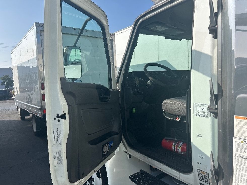 Refrigerated Truck-Light and Medium Duty Trucks-International-2020-MV607-Torrance-CA-158,752\n\t\tmiles-$ 55,250 - Image 16