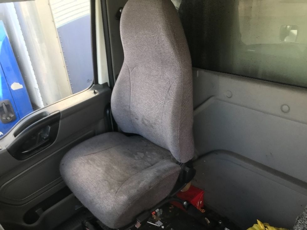 Refrigerated Truck-Light and Medium Duty Trucks-International-2020-MV607-Torrance-CA-158,752\n\t\tmiles-$ 55,250 - Image 19