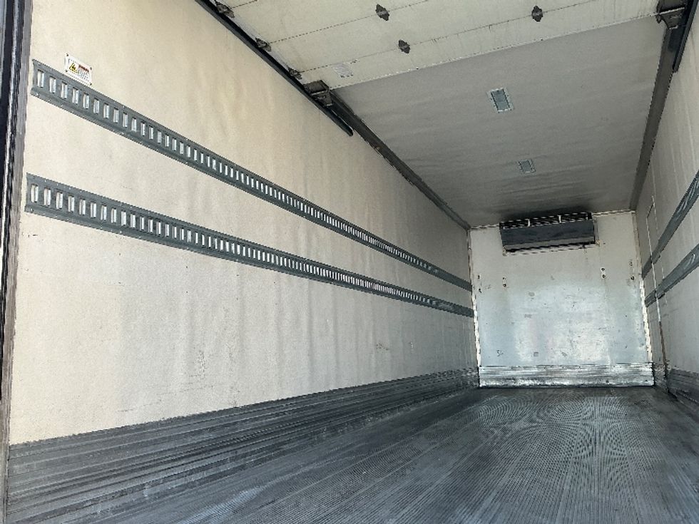 Refrigerated Truck-Light and Medium Duty Trucks-International-2020-MV607-Torrance-CA-167,832\n\t\tmiles-$ 60,500 - Image 11