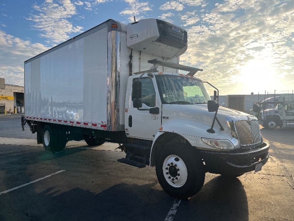 Refrigerated Truck-Light and Medium Duty Trucks-International-2020-MV607-Torrance-CA-168,747\n\t\tmiles-$ 52,500 - Image 1