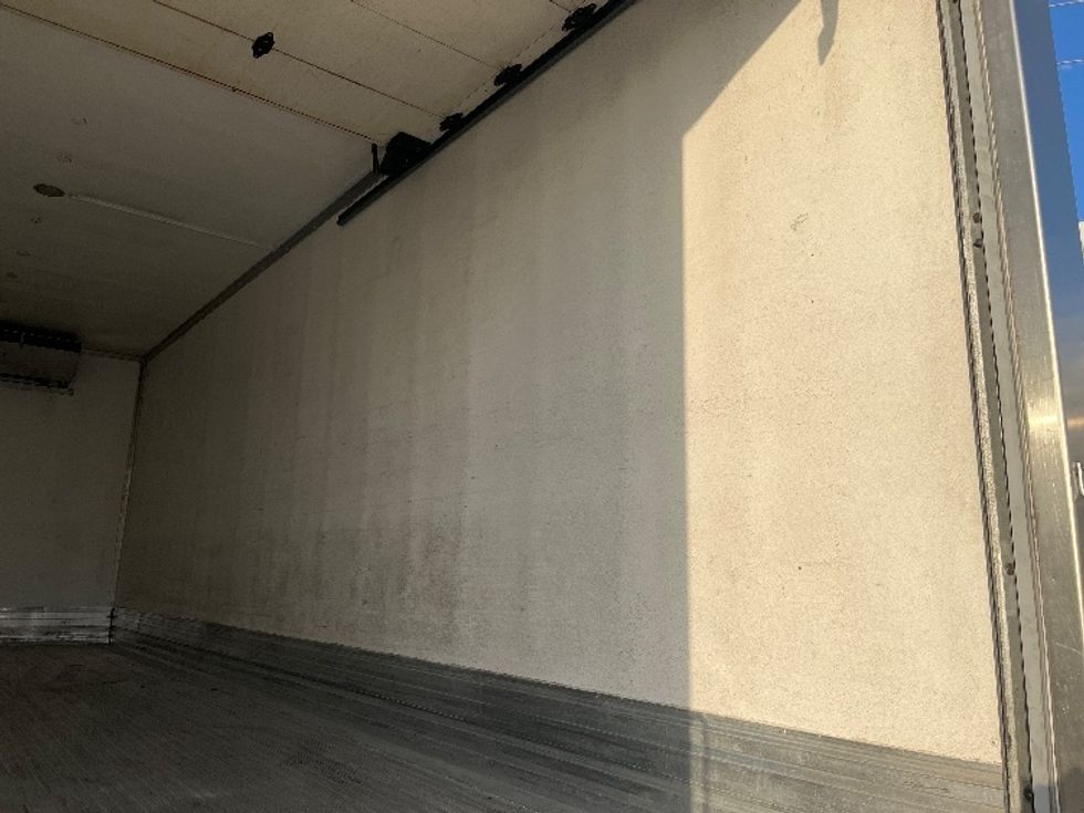 Refrigerated Truck-Light and Medium Duty Trucks-International-2020-MV607-Torrance-CA-168,747\n\t\tmiles-$ 52,500 - Image 12