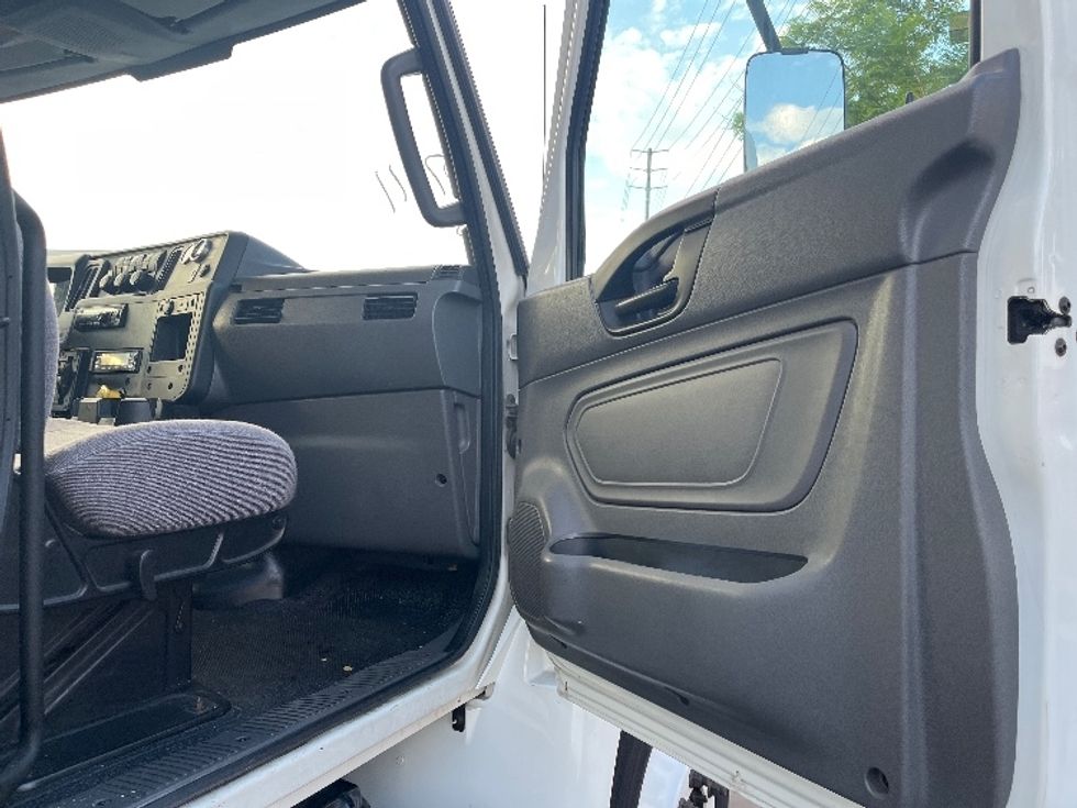 Refrigerated Truck-Light and Medium Duty Trucks-International-2020-MV607-Torrance-CA-168,747\n\t\tmiles-$ 52,500 - Image 20