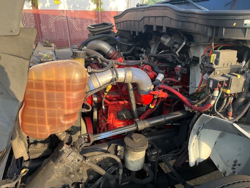 Refrigerated Truck-Light and Medium Duty Trucks-International-2020-MV607-Torrance-CA-168,747\n\t\tmiles-$ 52,500 - Image 24