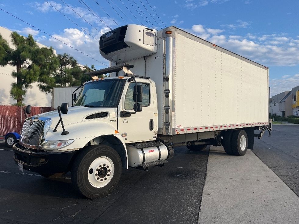 Refrigerated Truck-Light and Medium Duty Trucks-International-2020-MV607-Torrance-CA-168,747\n\t\tmiles-$ 52,500 - Image 3
