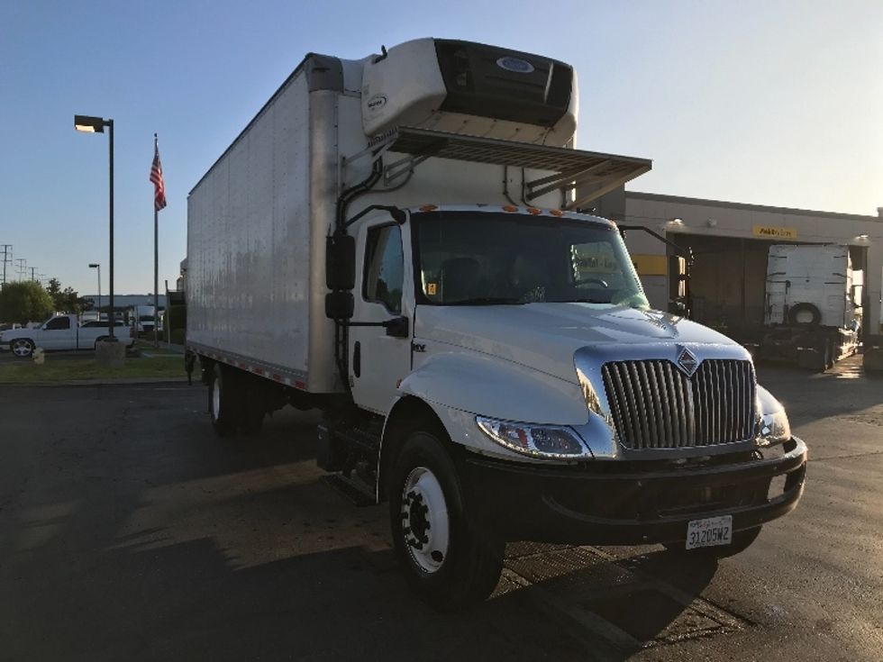 Refrigerated Truck-Light and Medium Duty Trucks-International-2020-MV607-Torrance-CA-245,576\n\t\tmiles-$ 46,250 - Image 1