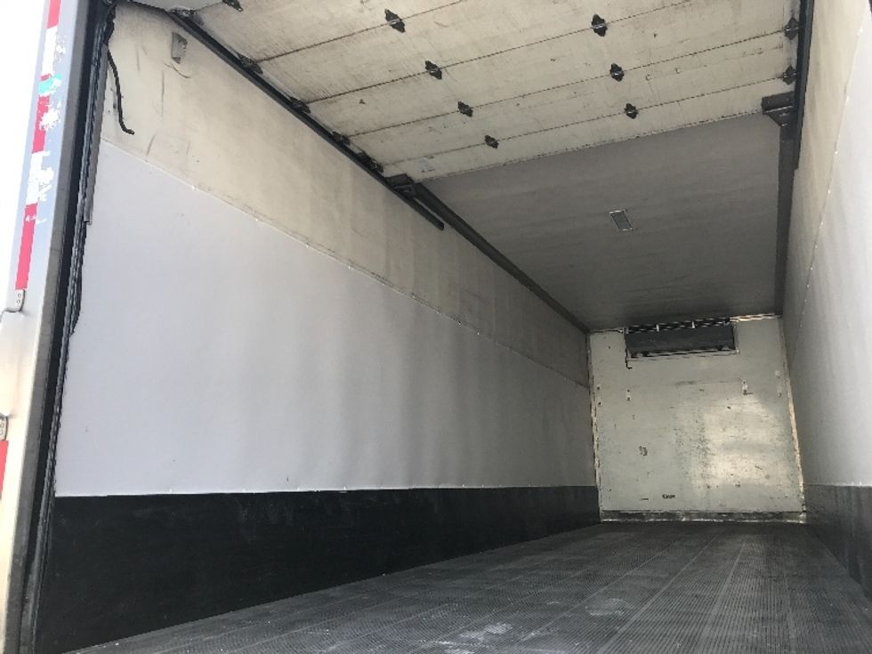 Refrigerated Truck-Light and Medium Duty Trucks-International-2020-MV607-Torrance-CA-245,576\n\t\tmiles-$ 46,250 - Image 11