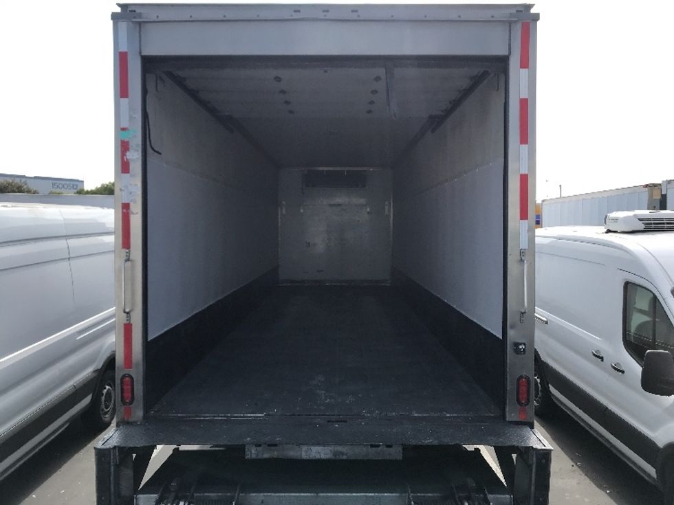 Refrigerated Truck-Light and Medium Duty Trucks-International-2020-MV607-Torrance-CA-245,576\n\t\tmiles-$ 46,250 - Image 8