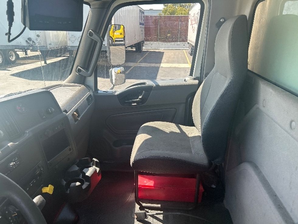 Refrigerated Truck-Light and Medium Duty Trucks-International-2020-MV607-Torrance-CA-248,676\n\t\tmiles-$ 50,500 - Image 19