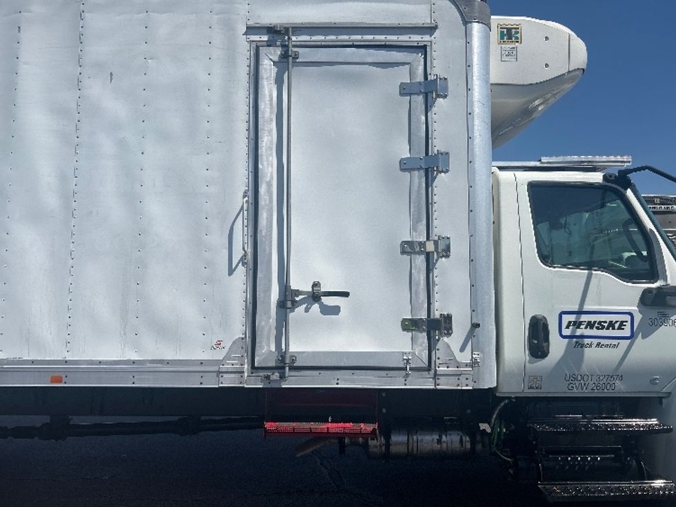 Refrigerated Truck-Light and Medium Duty Trucks-International-2020-MV607-Torrance-CA-248,676\n\t\tmiles-$ 50,500 - Image 26