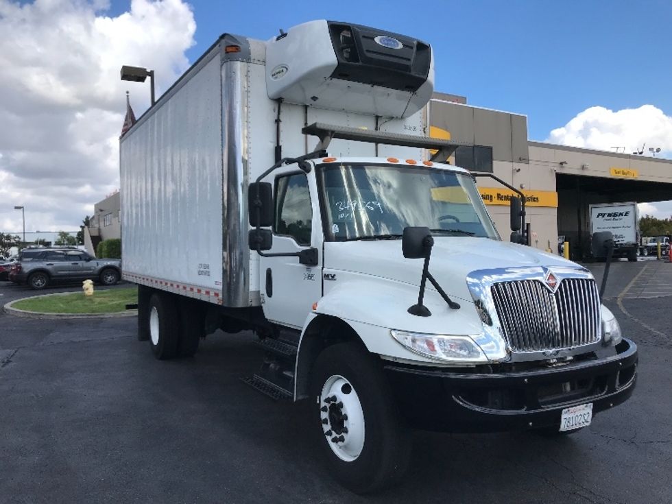 Refrigerated Truck-Light and Medium Duty Trucks-International-2020-MV607-Torrance-CA-254,508\n\t\tmiles-$ 35,500 - Image 1