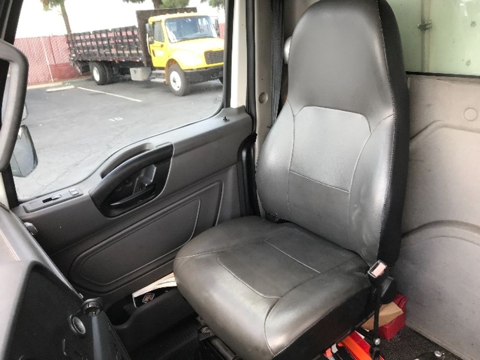 Refrigerated Truck-Light and Medium Duty Trucks-International-2020-MV607-Torrance-CA-254,508\n\t\tmiles-$ 35,500 - Image 18