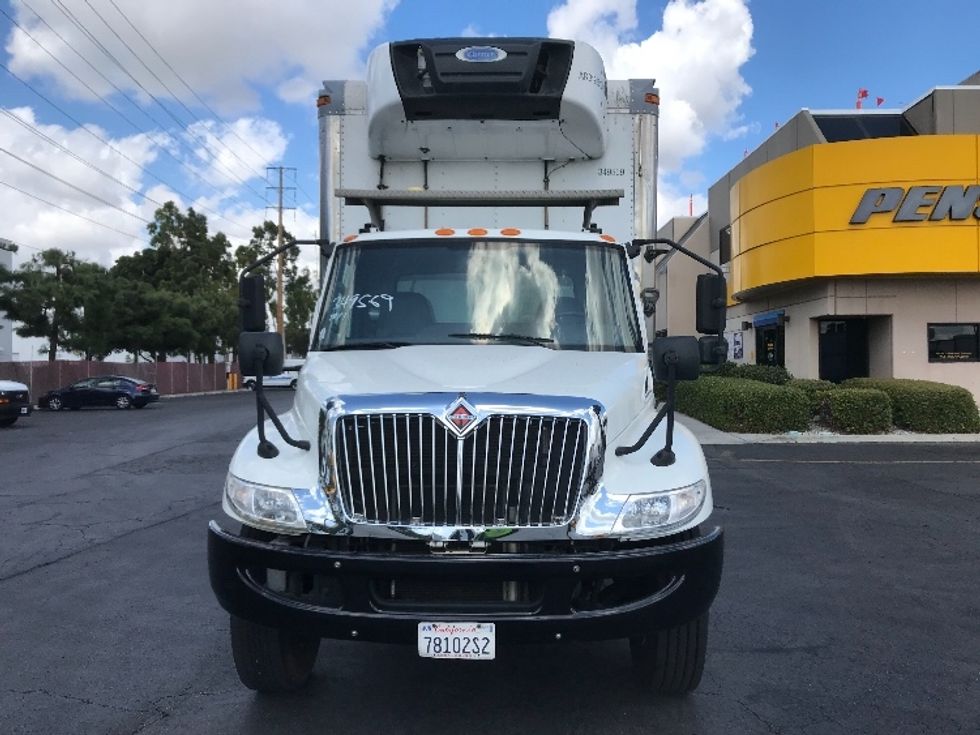Refrigerated Truck-Light and Medium Duty Trucks-International-2020-MV607-Torrance-CA-254,508\n\t\tmiles-$ 35,500 - Image 2
