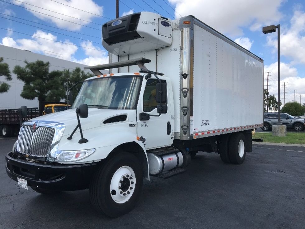 Refrigerated Truck-Light and Medium Duty Trucks-International-2020-MV607-Torrance-CA-254,508\n\t\tmiles-$ 35,500 - Image 3