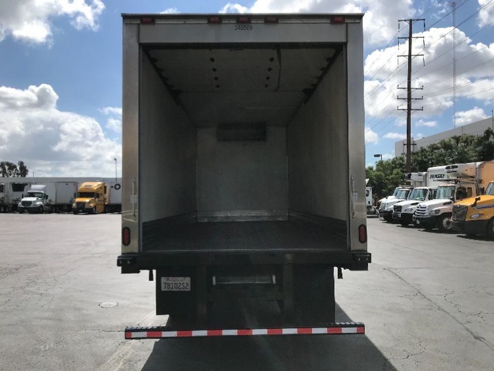 Refrigerated Truck-Light and Medium Duty Trucks-International-2020-MV607-Torrance-CA-254,508\n\t\tmiles-$ 35,500 - Image 8