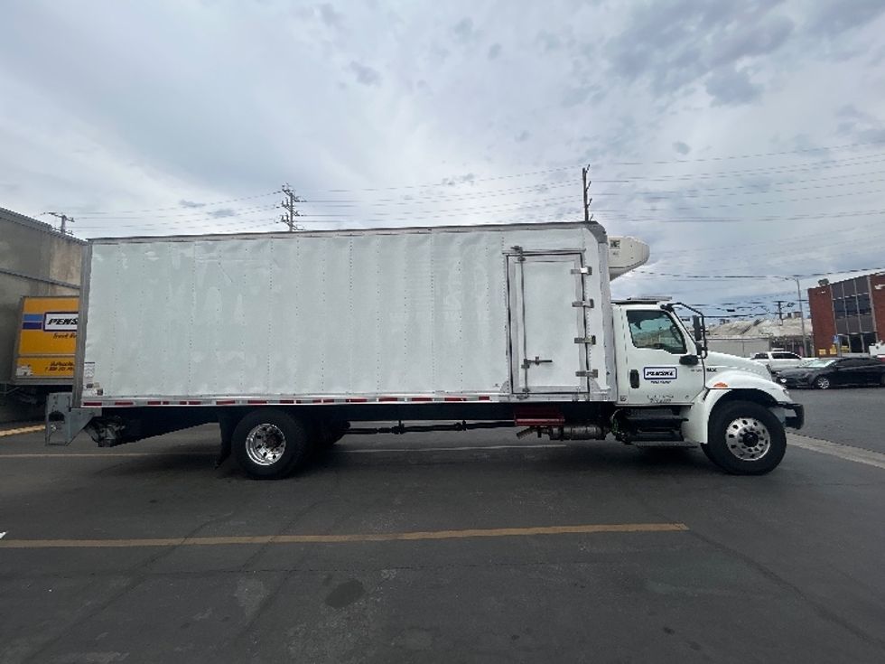 Refrigerated Truck-Light and Medium Duty Trucks-International-2020-MV607-Torrance-CA-288,159\n\t\tmiles-$ 43,250 - Image 15