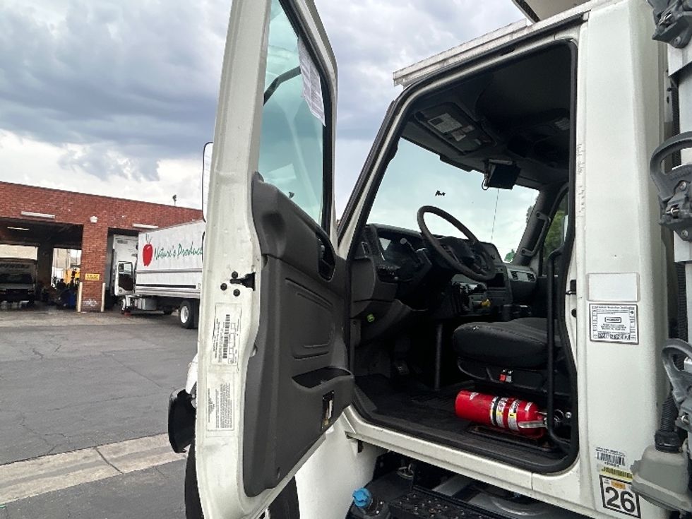 Refrigerated Truck-Light and Medium Duty Trucks-International-2020-MV607-Torrance-CA-288,159\n\t\tmiles-$ 43,250 - Image 16