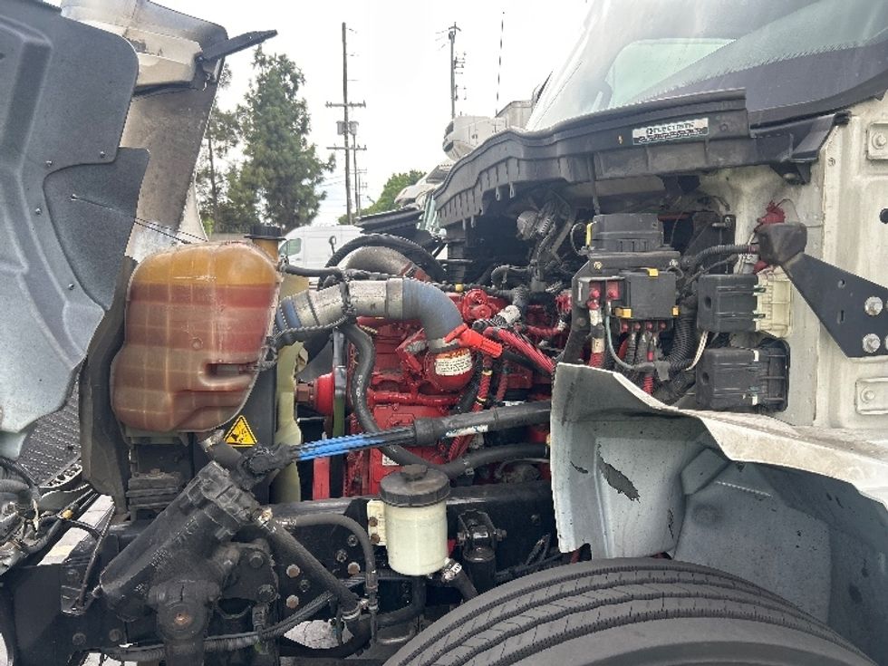 Refrigerated Truck-Light and Medium Duty Trucks-International-2020-MV607-Torrance-CA-288,159\n\t\tmiles-$ 43,250 - Image 24