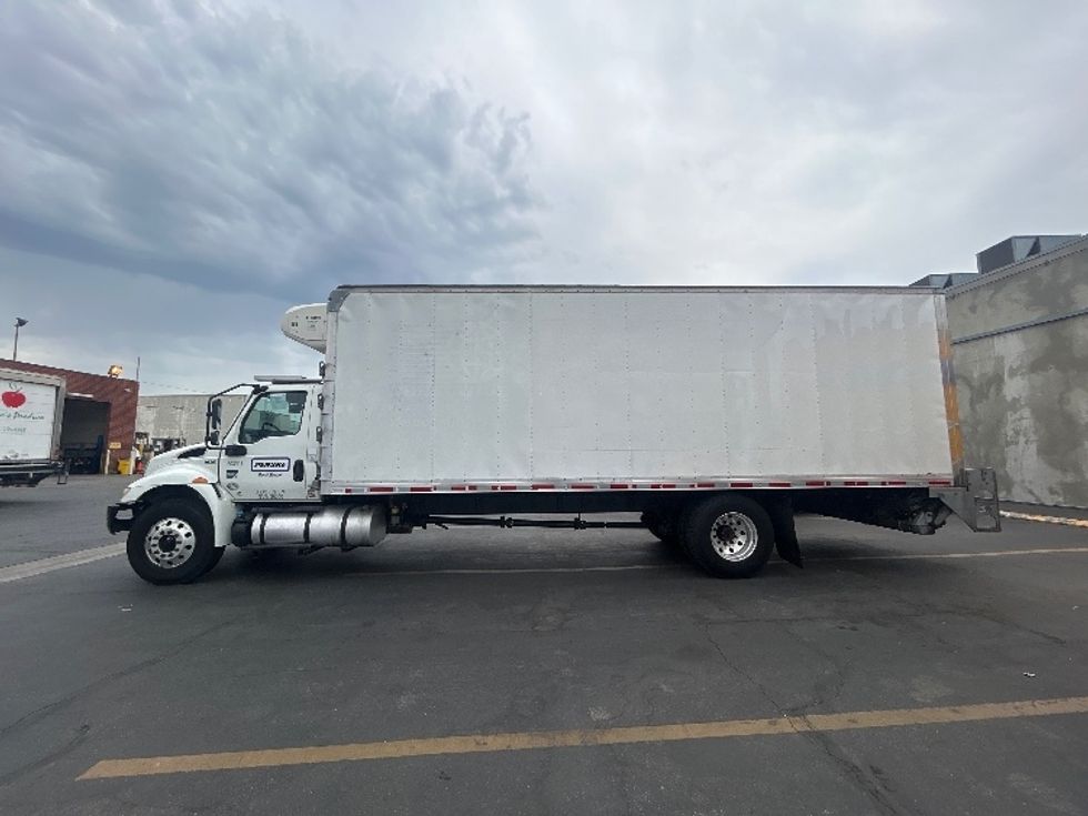 Refrigerated Truck-Light and Medium Duty Trucks-International-2020-MV607-Torrance-CA-288,159\n\t\tmiles-$ 43,250 - Image 4