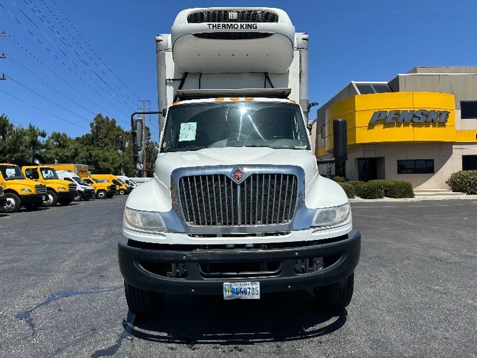 Refrigerated Truck-Light and Medium Duty Trucks-International-2020-MV607-Torrance-CA-299,840\n\t\tmiles-$ 41,000 - Image 2