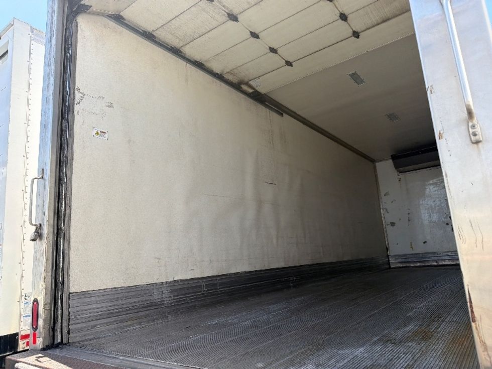 Refrigerated Truck-Light and Medium Duty Trucks-International-2020-MV607-Torrance-CA-299,840\n\t\tmiles-$ 41,000 - Image 9