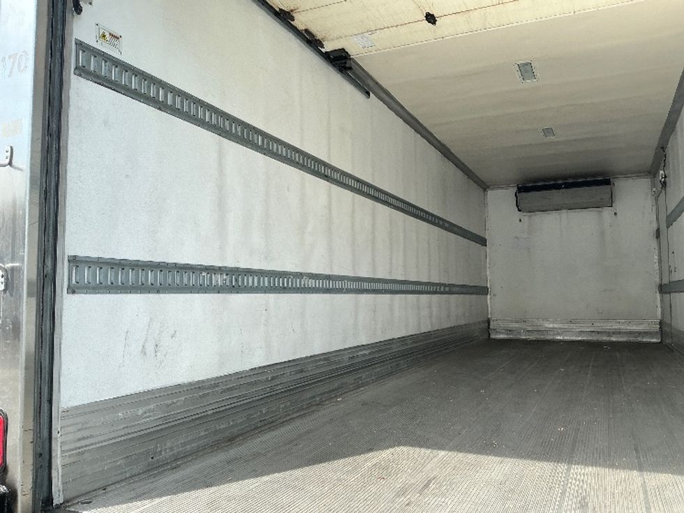 Refrigerated Truck-Light and Medium Duty Trucks-International-2020-MV607-Torrance-CA-330,025\n\t\tmiles-$ 35,000 - Image 11