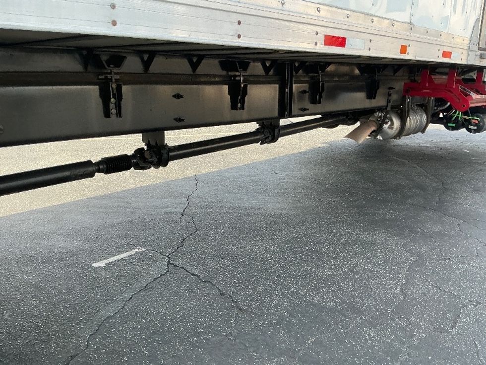 Refrigerated Truck-Light and Medium Duty Trucks-International-2020-MV607-Torrance-CA-330,025\n\t\tmiles-$ 35,000 - Image 14