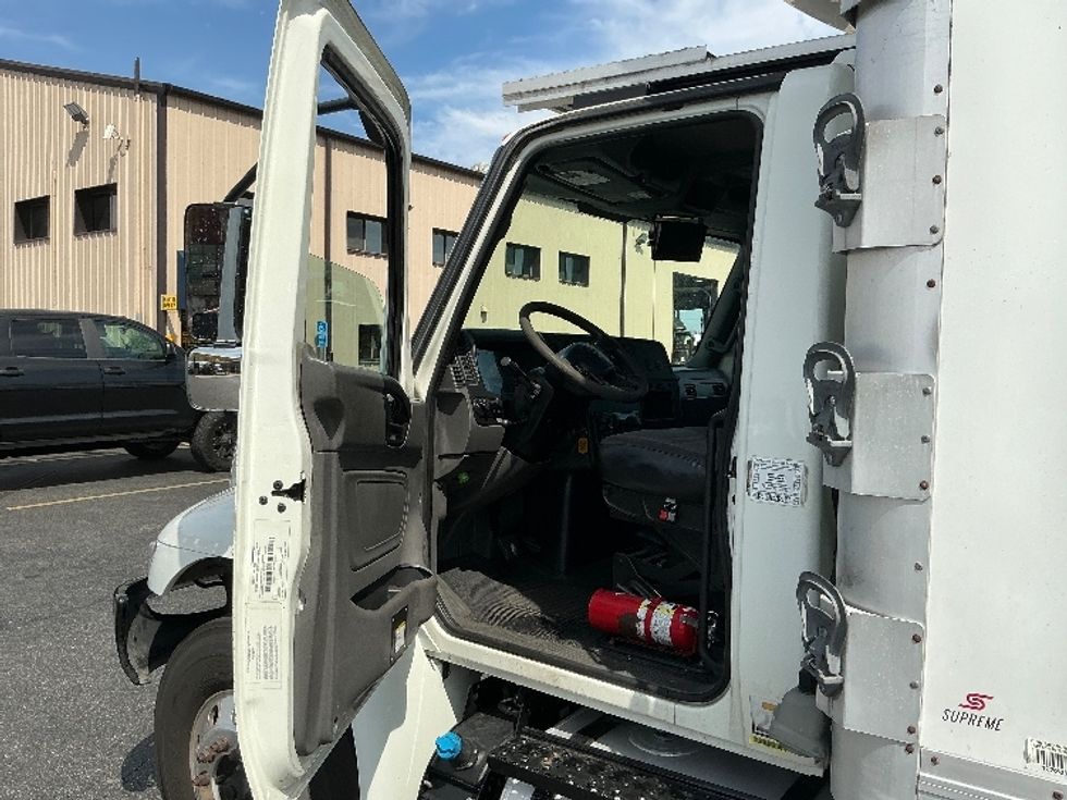 Refrigerated Truck-Light and Medium Duty Trucks-International-2020-MV607-Torrance-CA-330,025\n\t\tmiles-$ 35,000 - Image 16