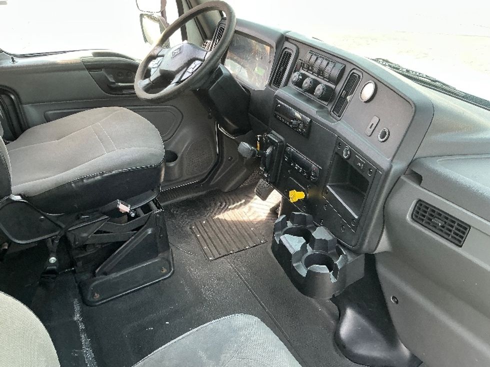 Refrigerated Truck-Light and Medium Duty Trucks-International-2020-MV607-Torrance-CA-330,025\n\t\tmiles-$ 35,000 - Image 22
