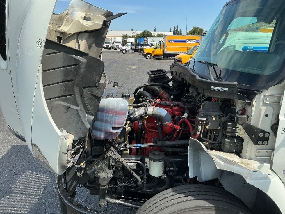 Refrigerated Truck-Light and Medium Duty Trucks-International-2020-MV607-Torrance-CA-330,025\n\t\tmiles-$ 35,000 - Image 24
