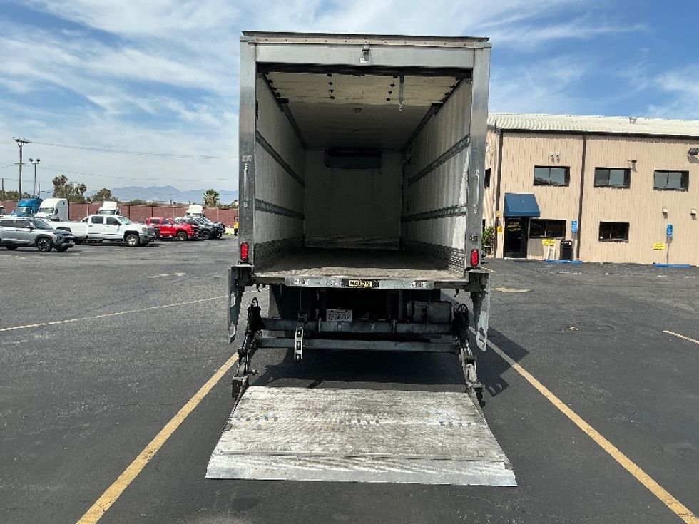 Refrigerated Truck-Light and Medium Duty Trucks-International-2020-MV607-Torrance-CA-330,025\n\t\tmiles-$ 35,000 - Image 9