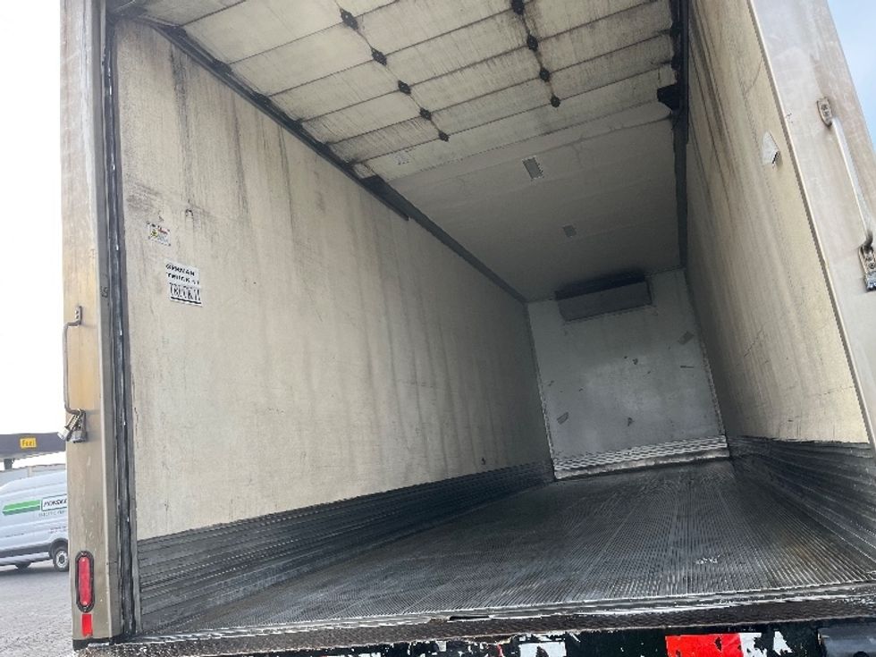 Refrigerated Truck-Light and Medium Duty Trucks-International-2020-MV607-Torrance-CA-341,990\n\t\tmiles-$ 34,500 - Image 10