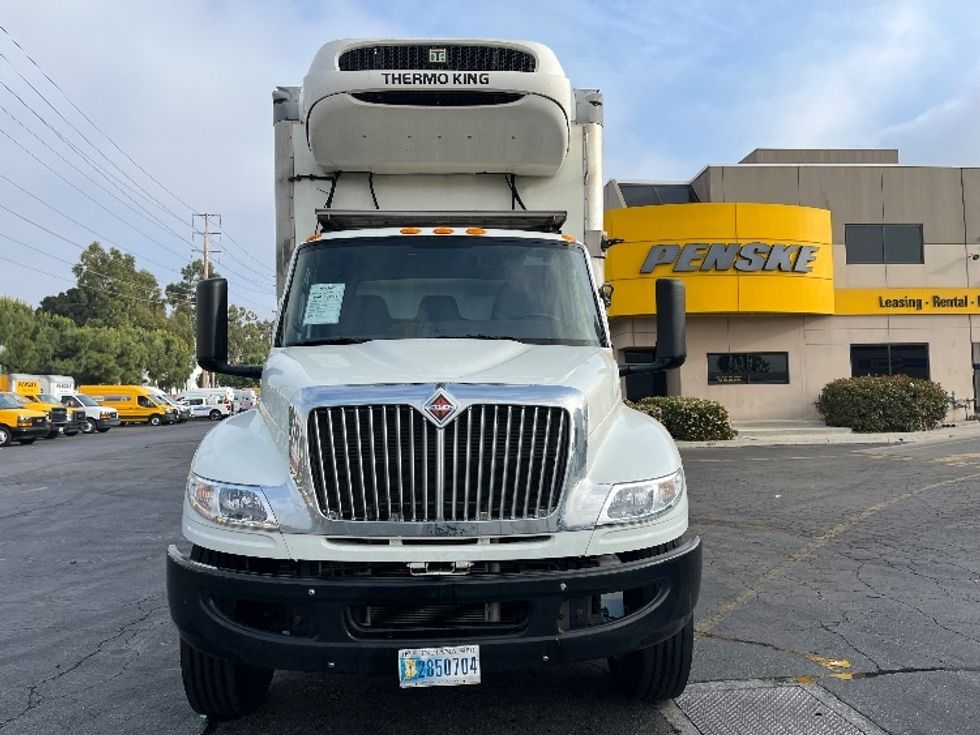 Refrigerated Truck-Light and Medium Duty Trucks-International-2020-MV607-Torrance-CA-341,990\n\t\tmiles-$ 34,500 - Image 2