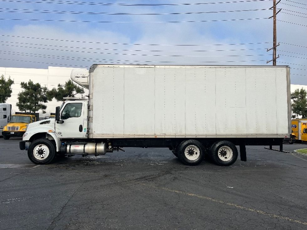 Refrigerated Truck-Light and Medium Duty Trucks-International-2020-MV607-Torrance-CA-341,990\n\t\tmiles-$ 34,500 - Image 4