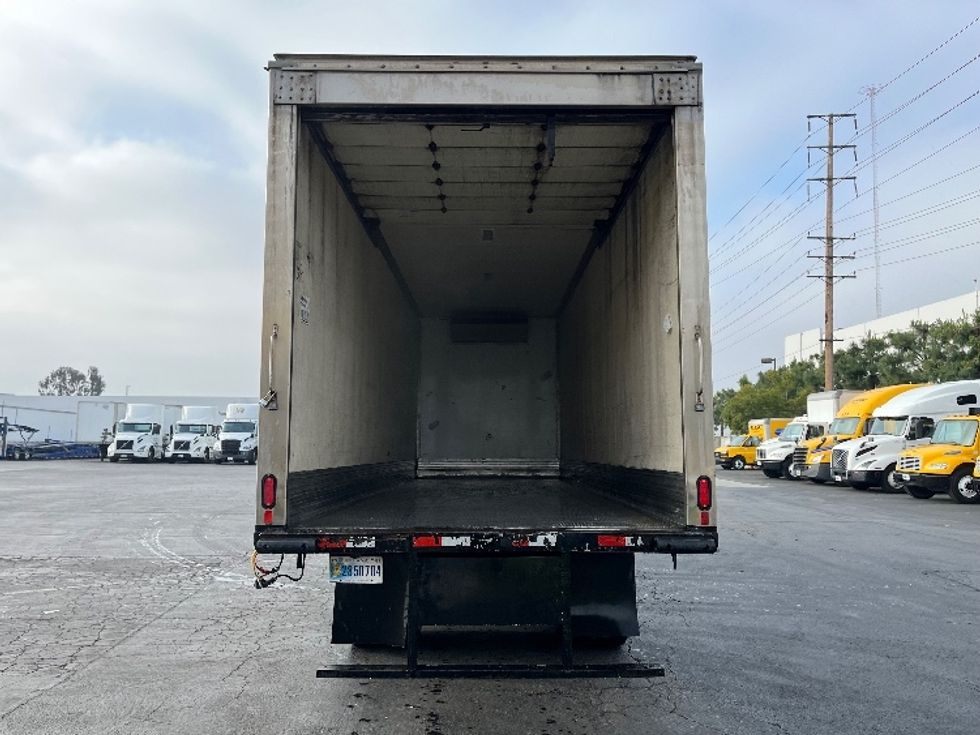 Refrigerated Truck-Light and Medium Duty Trucks-International-2020-MV607-Torrance-CA-341,990\n\t\tmiles-$ 34,500 - Image 8