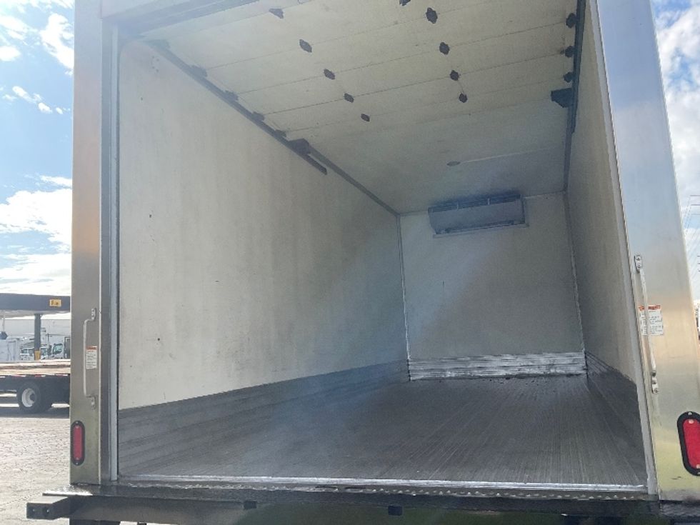 Refrigerated Truck-Light and Medium Duty Trucks-International-2020-MV607-Torrance-CA-349,319\n\t\tmiles-$ 22,250 - Image 10