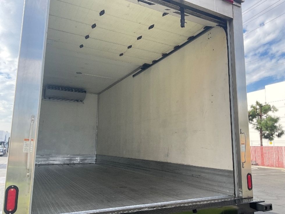 Refrigerated Truck-Light and Medium Duty Trucks-International-2020-MV607-Torrance-CA-349,319\n\t\tmiles-$ 22,250 - Image 11