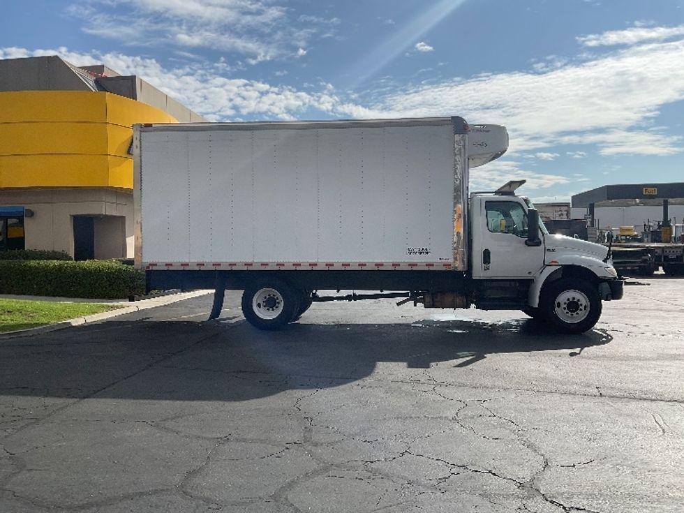 Refrigerated Truck-Light and Medium Duty Trucks-International-2020-MV607-Torrance-CA-349,319\n\t\tmiles-$ 22,250 - Image 14