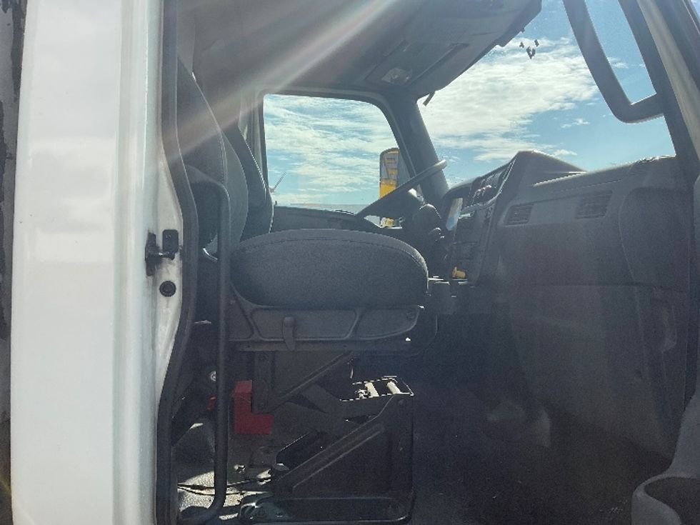 Refrigerated Truck-Light and Medium Duty Trucks-International-2020-MV607-Torrance-CA-349,319\n\t\tmiles-$ 22,250 - Image 21