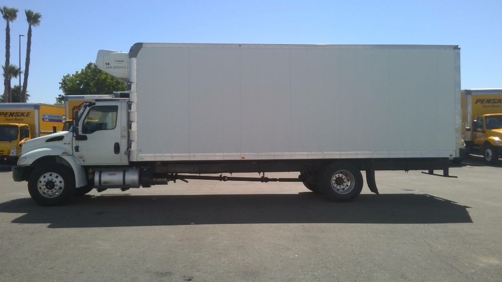 Refrigerated Truck-Light and Medium Duty Trucks-International-2020-MV607-Tracy-CA-145,254\n\t\tmiles-$ 56,750 - Image 4