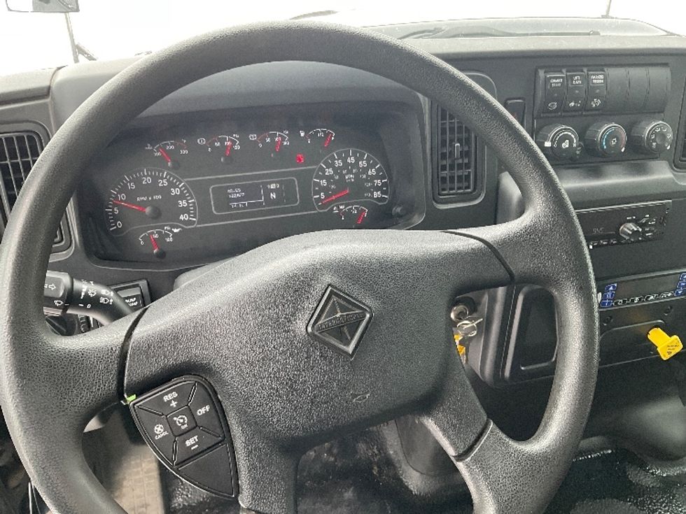 Refrigerated Truck-Light and Medium Duty Trucks-International-2020-MV607-Traverse City-MI-122,692\n\t\tmiles-$ 51,250 - Image 18