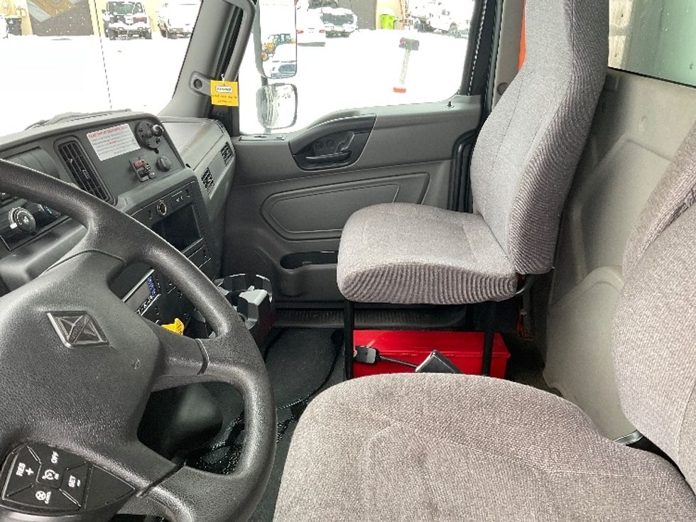 Refrigerated Truck-Light and Medium Duty Trucks-International-2020-MV607-Traverse City-MI-122,692\n\t\tmiles-$ 51,250 - Image 19