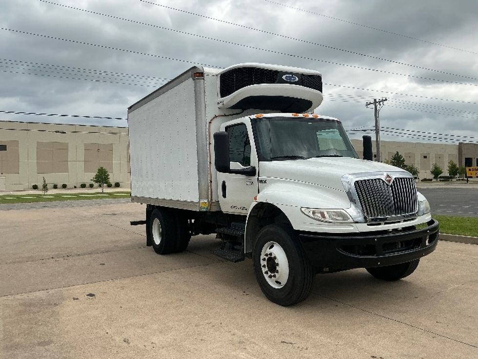 Refrigerated Truck-Light and Medium Duty Trucks-International-2020-MV607-Tulsa-OK-130,802\n\t\tmiles-$ 50,250 - Image 1