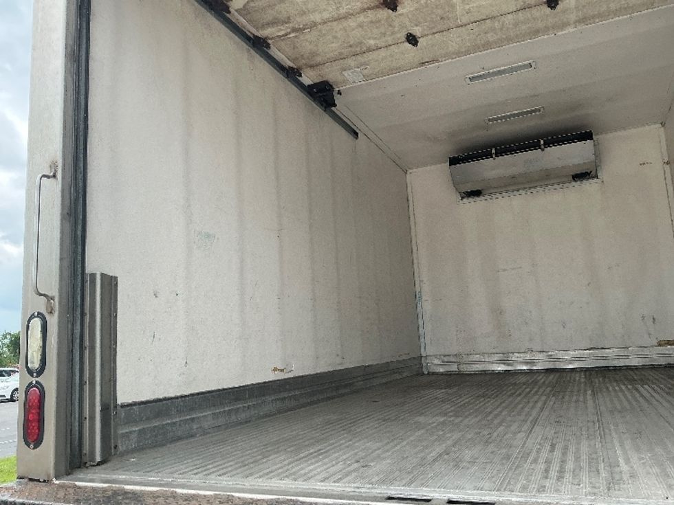 Refrigerated Truck-Light and Medium Duty Trucks-International-2020-MV607-Tulsa-OK-130,802\n\t\tmiles-$ 50,250 - Image 10