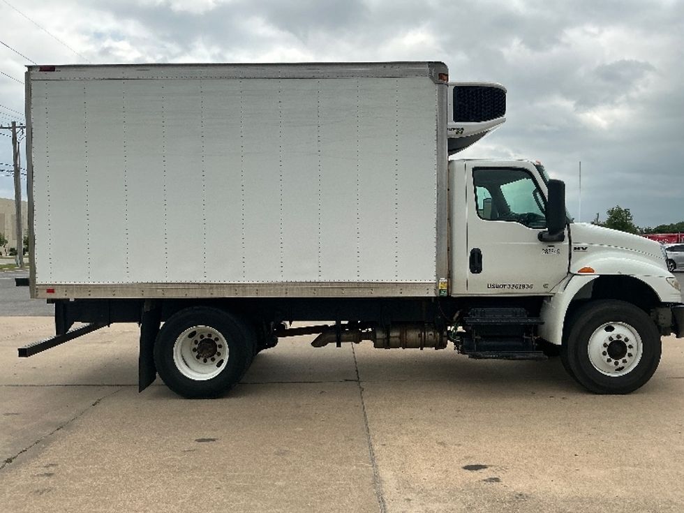 Refrigerated Truck-Light and Medium Duty Trucks-International-2020-MV607-Tulsa-OK-130,802\n\t\tmiles-$ 50,250 - Image 14