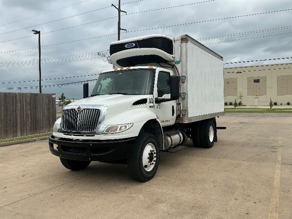 Refrigerated Truck-Light and Medium Duty Trucks-International-2020-MV607-Tulsa-OK-130,802\n\t\tmiles-$ 50,250 - Image 3